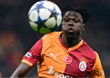 Wilfried Singo repousse des offres folles pour rester à Galatasaray